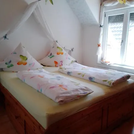 Gaestehaus Brunhilde 아파트 *